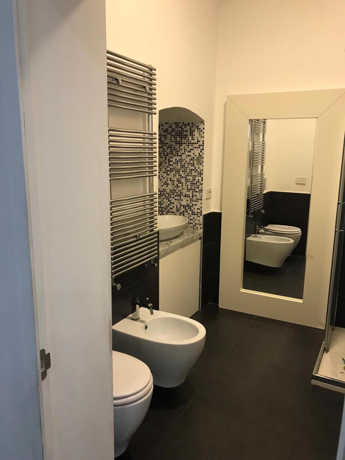 Suite Vecchia Dante Bari Bagian luar foto